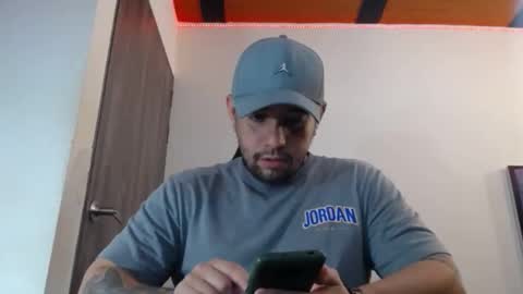 Snapshot of spartacus_cam chatting on February 2025 05:10:01 AM online show from February 2025 05:10:01 AM