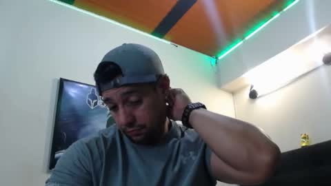 Snapshot of spartacus_cam chatting on September 2025 07:12:01 AM online show from September 2025 07:12:01 AM