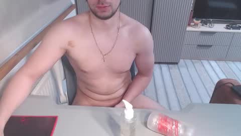 Art online show from January 2026 07:28:02 PM