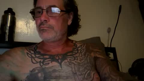 specter1972 online show from December 2025 01:13:01 AM