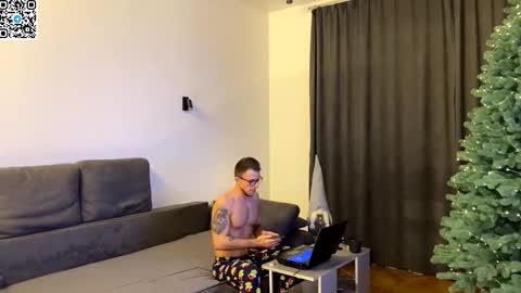 Alex online show from December 2025 09:08:02 PM