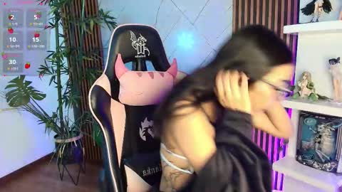 sphere_01 online show from December 2025 04:43:02 AM