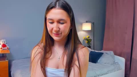 Elva online show from December 2025 07:07:02 PM