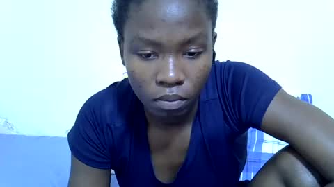 Snapshot of spicy_kittie chatting on June 2026 01:04:02 PM Kittle online show from June 2026 01:04:02 PM
