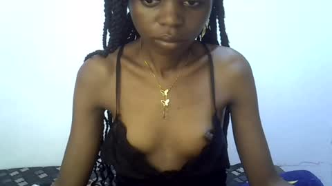 Snapshot of spicybobolishia_ chatting on June 2026 01:36:01 PM Bobo online show from June 2026 01:36:01 PM
