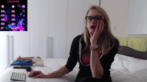 Snapshot of spicysweetlytwo chatting on October 2025 01:45:02 PM Spicysweetlytwo online show from October 2025 01:45:02 PM