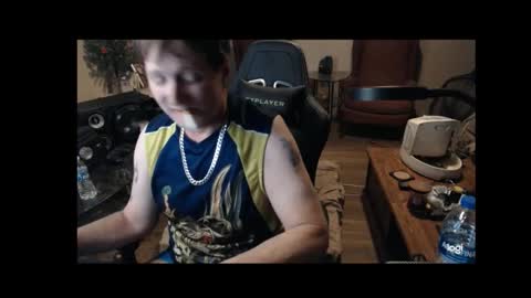 Snapshot of spider19752020 chatting on January 2025 02:21:02 AM bri and mags fun room online show from January 2025 02:21:02 AM