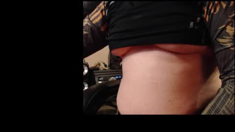 Snapshot of spider19752020 chatting on December 2025 10:19:01 AM bri and mags fun room online show from December 2025 10:19:01 AM