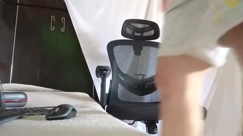 Marco. When Im offline you can view premium content in bio online show from October 2025 09:23:01 AM