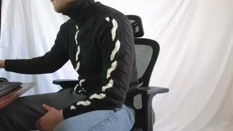 Marco. When Im offline you can view premium content in bio online show from November 2025 08:51:05 AM