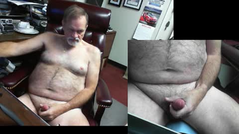 Snapshot of spitfire1964 chatting on December 2024 03:55:01 PM Spitfire online show from December 2024 03:55:01 PM