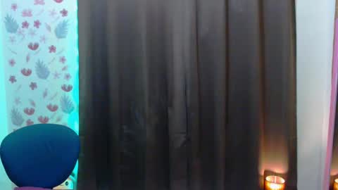 Snapshot of splendid_kim08 chatting on December 2024 12:49:01 PM Kimmy online show from December 2024 12:49:01 PM