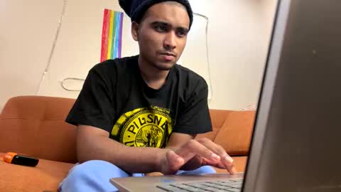 spoiltheprince online show from November 2025 01:00:02 AM