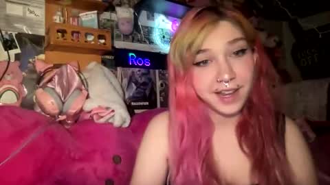 Pixie online show from May 2026 01:55:01 AM