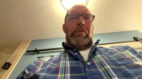 squirreldiamond online show from May 2026 10:52:02 PM