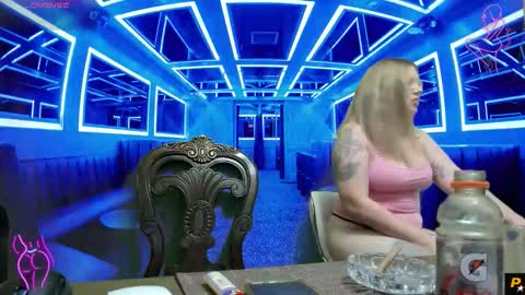 Roxy Day  Mossimo Knight online show from February 2026 04:09:02 AM