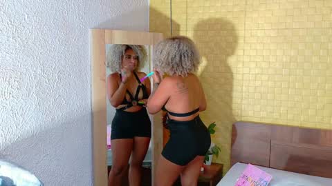 Snapshot of squirter_girl69 chatting on January 2025 04:06:02 AM squirter_girl69 online show from January 2025 04:06:02 AM