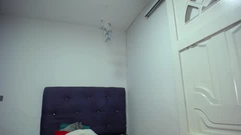 Snapshot of squirter_girl69 chatting on February 2025 07:09:01 AM squirter_girl69 online show from February 2025 07:09:01 AM