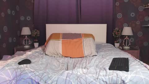 Snapshot of squirtyjess chatting on January 2025 04:14:02 AM just Jess online show from January 2025 04:14:02 AM