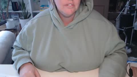 Messi Jessi online show from November 2025 04:18:01 PM