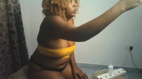 Sexy muna online show from June 2026 07:19:02 PM