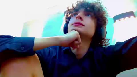 Snapshot of sr_bonnyethan chatting on September 2025 02:39:02 PM ethan online show from September 2025 02:39:02 PM