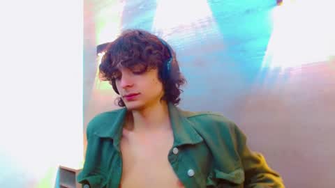 Snapshot of sr_bonnyethan chatting on September 2025 02:09:02 PM ethan online show from September 2025 02:09:02 PM