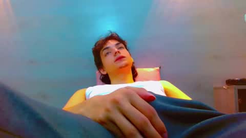 Snapshot of sr_bonnyethan chatting on December 2025 02:15:01 PM ethan online show from December 2025 02:15:01 PM