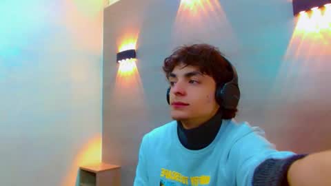 Snapshot of sr_bonnyethan chatting on December 2025 02:15:01 PM ethan online show from December 2025 02:15:01 PM