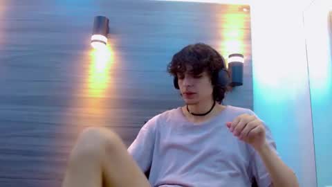 ethan online show from March 2026 01:03:01 PM