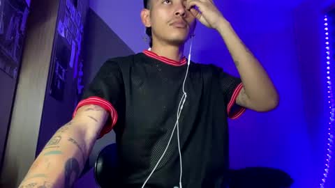 Snapshot of srcejotas chatting on December 2024 11:51:01 PM sorry mom online show from December 2024 11:51:01 PM