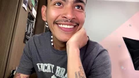 Snapshot of srcejotas chatting on January 2025 04:28:02 PM sorry mom online show from January 2025 04:28:02 PM