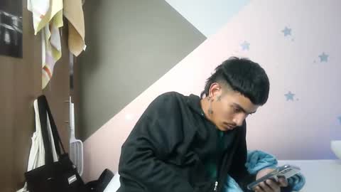 Snapshot of srcejotas chatting on January 2025 12:07:01 AM sorry mom online show from January 2025 12:07:01 AM