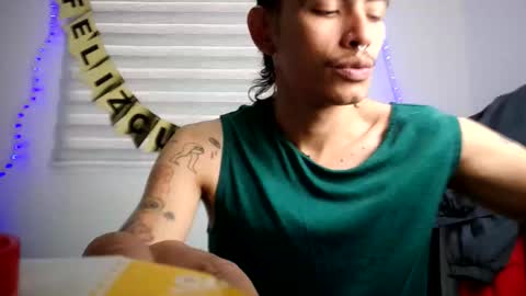 Snapshot of srcejotas chatting on October 2025 06:29:01 PM sorry mom online show from October 2025 06:29:01 PM