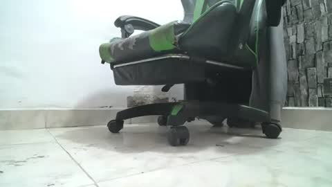 Snapshot of srfindomfeet_ chatting on July 2026 07:20:02 PM sr master cum its my old account online show from July 2026 07:20:02 PM