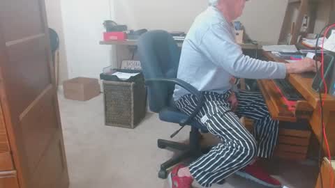 srtxshow online show from March 2025 10:21:02 PM