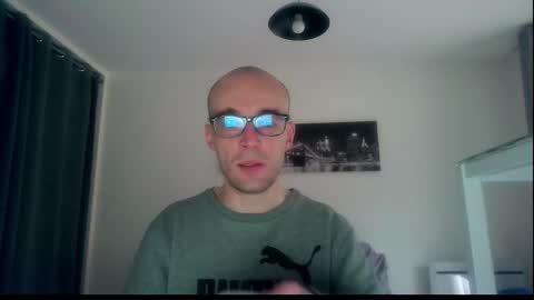 Snapshot of ssenzo chatting on January 2025 07:42:01 AM ssenzo online show from January 2025 07:42:01 AM