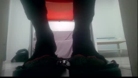 Snapshot of ssenzo chatting on February 2025 08:25:01 PM ssenzo online show from February 2025 08:25:01 PM