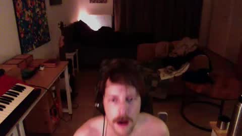 Snapshot of ssnttsnttsnss chatting on December 2024 03:58:01 PM Roger online show from December 2024 03:58:01 PM