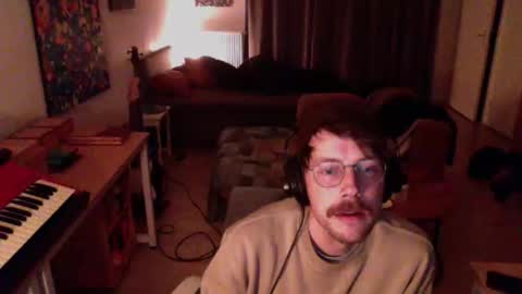 Snapshot of ssnttsnttsnss chatting on December 2024 02:42:02 AM Roger online show from December 2024 02:42:02 AM