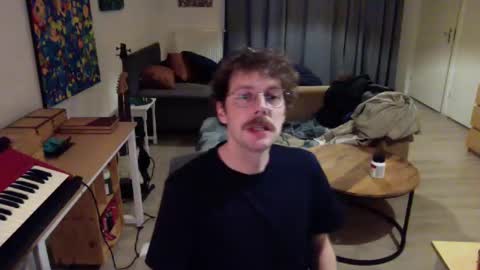 Snapshot of ssnttsnttsnss chatting on December 2024 10:55:01 AM Roger online show from December 2024 10:55:01 AM