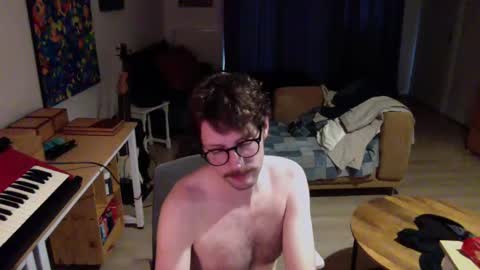 Snapshot of ssnttsnttsnss chatting on December 2024 02:19:02 PM Roger online show from December 2024 02:19:02 PM