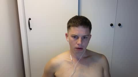 st1vemaster01 online show from September 2025 03:50:01 PM