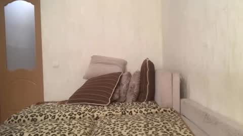 Emily online show from October 2025 07:28:02 AM