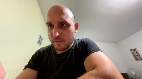 Snapshot of sta13 chatting on October 2025 10:10:01 PM sta13 online show from October 2025 10:10:01 PM