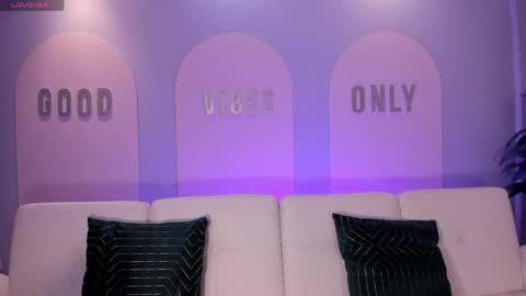 Stacy Woods online show from April 2026 11:05:02 AM