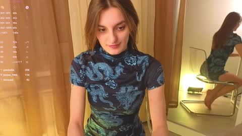 Sexy lips online show from January 2025 04:57:01 PM