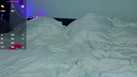Sexy lips online show from June 2026 10:13:02 PM