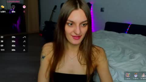 Sexy lips online show from June 2026 10:04:01 PM