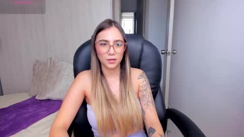 Stacy Conner online show from September 2025 08:09:01 PM